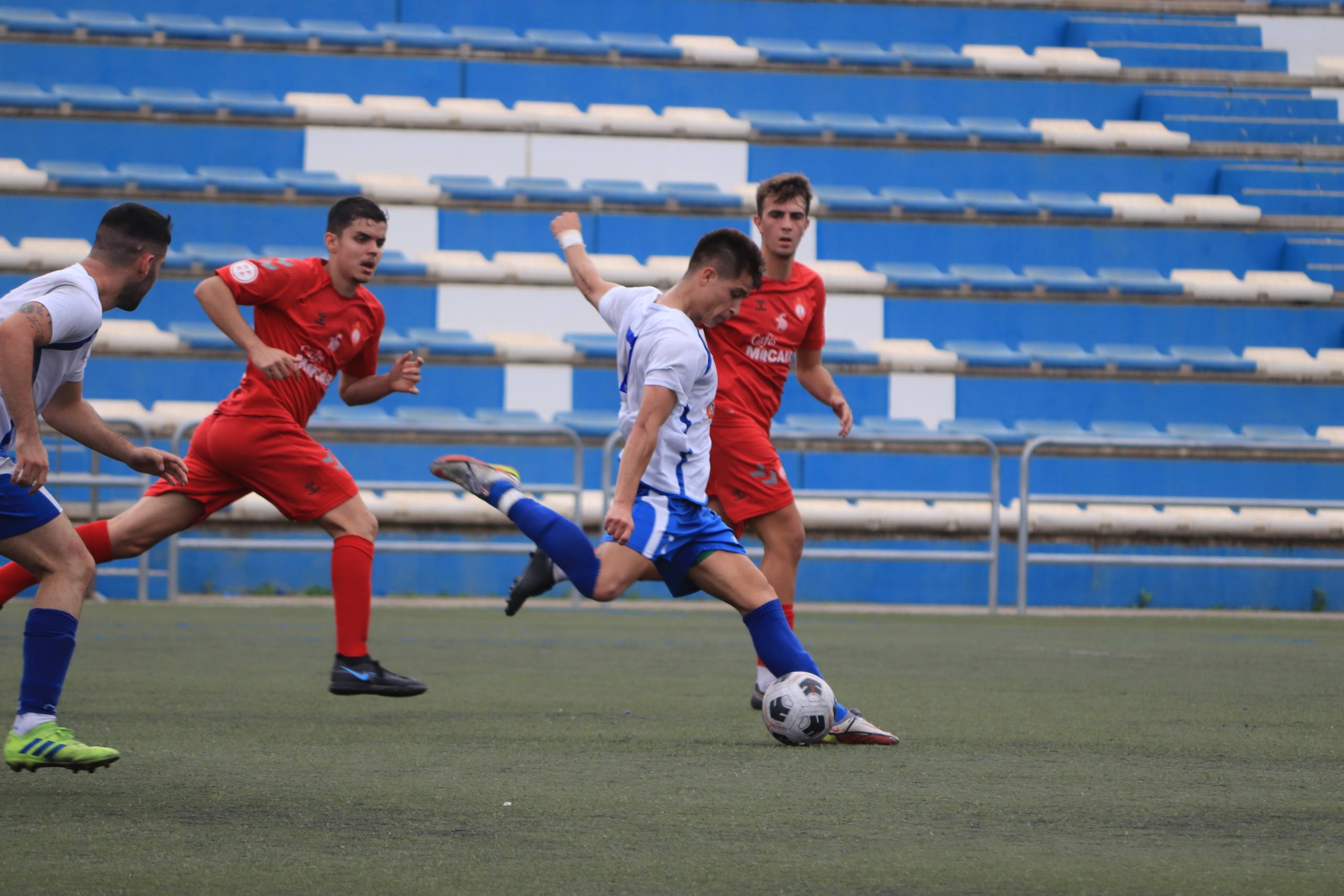 Escalada a costa del líder (2-1) Escalada a costa del líder (2-1)