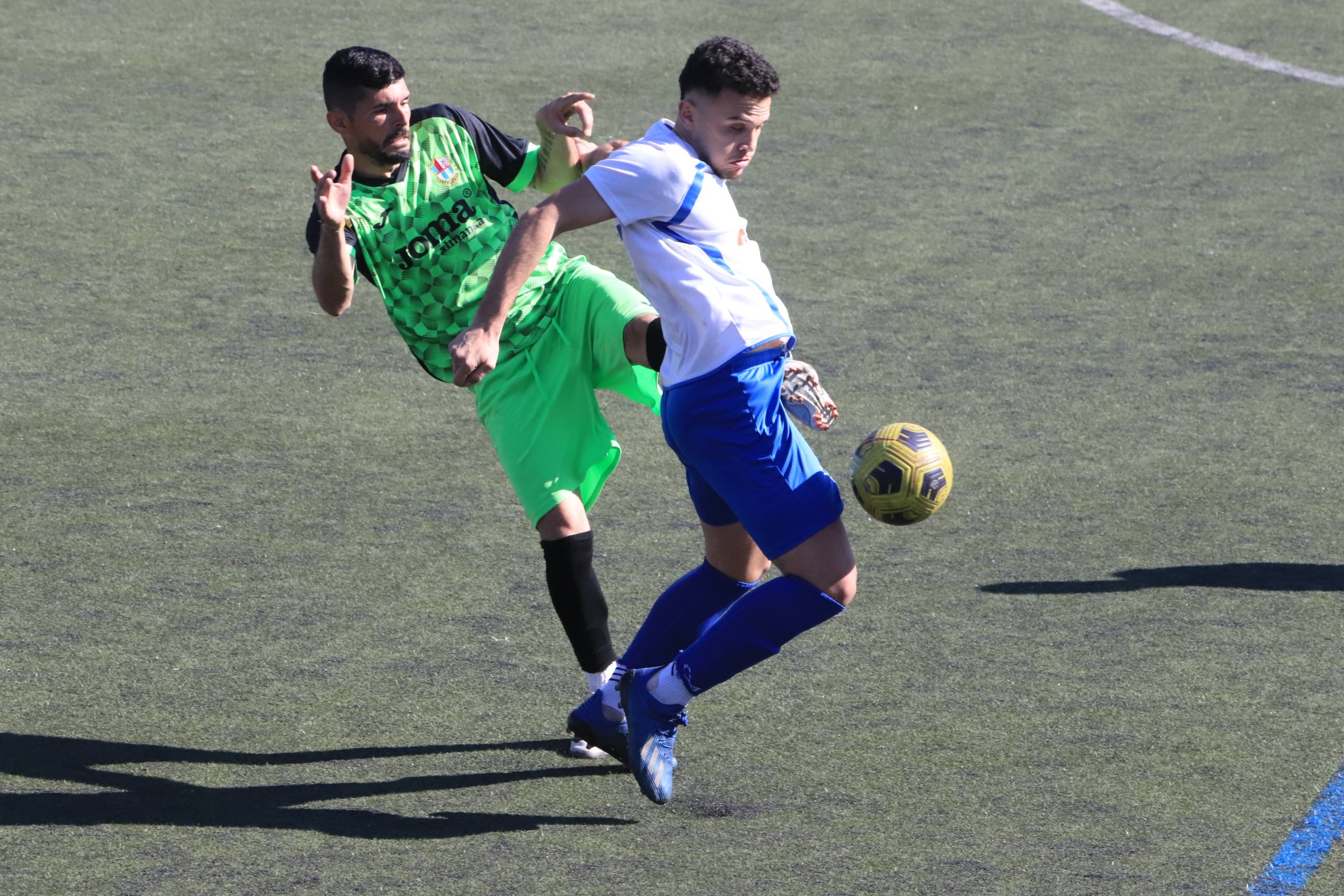 Victoria y tres puntos para seguir afianzándose en la zona alta (2-1)